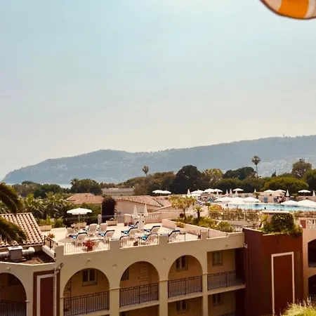 Schoene In Villefranche-sur-mer By Interhome Апартаменты