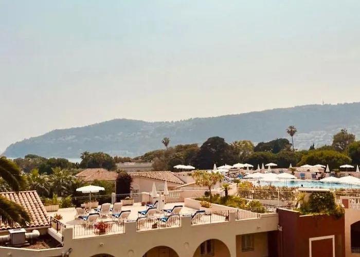 Schoene In Villefranche-sur-mer By Interhome Апартаменты